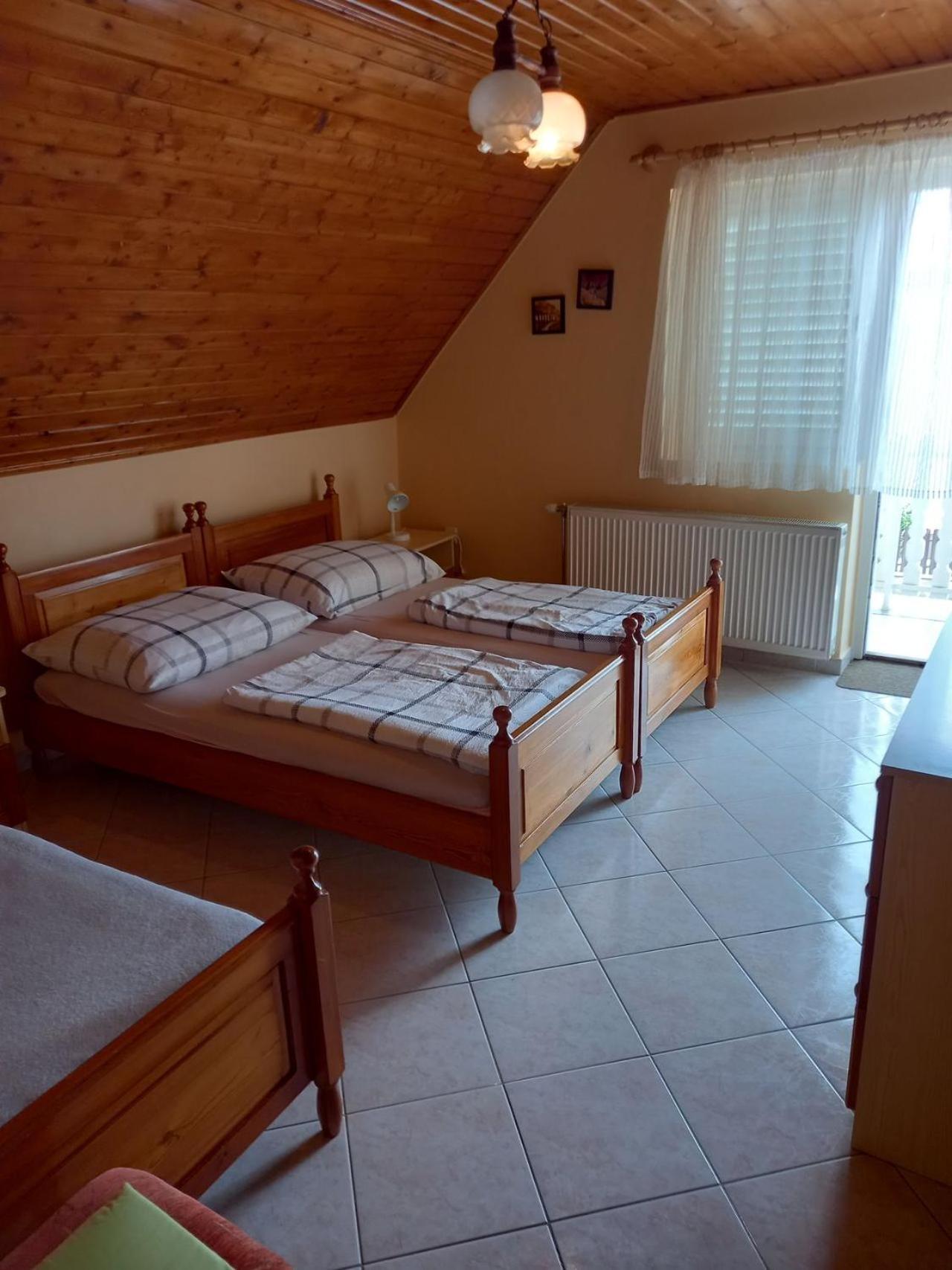 Ferienwohnung Gizella Haz Keszthely Exterior foto